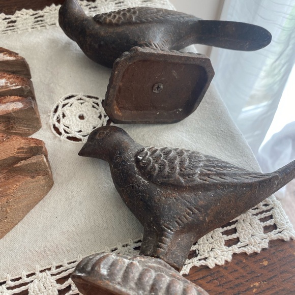 Vintage cast iron bird statues - Picture 4 of 5